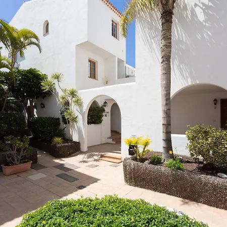 Private Garden Two Bedroom At Fairways Club Apartment San Miguel de Abona