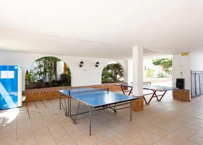 Private Garden Two Bedroom At Fairways Club شقة *